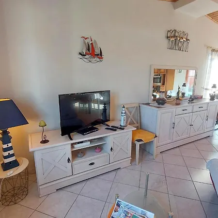 別荘 2 Bedroom Amazing In Sur ブルティニョール・シュル・メール