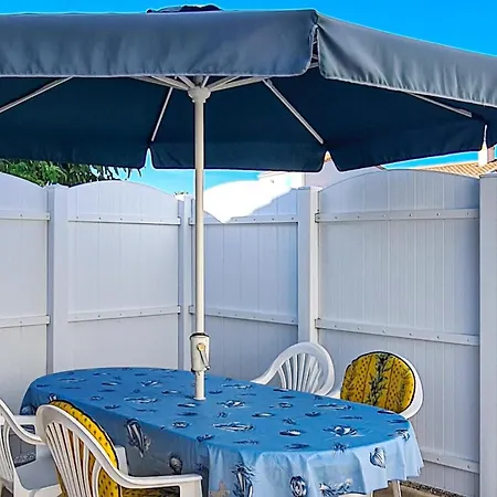 2 Bedroom Amazing In Sur